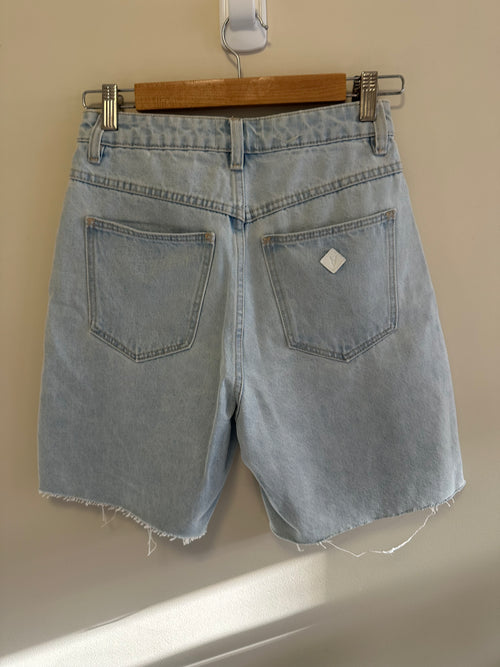 Abrand Light Wash Denim Shorts — Size 26 / AU 8