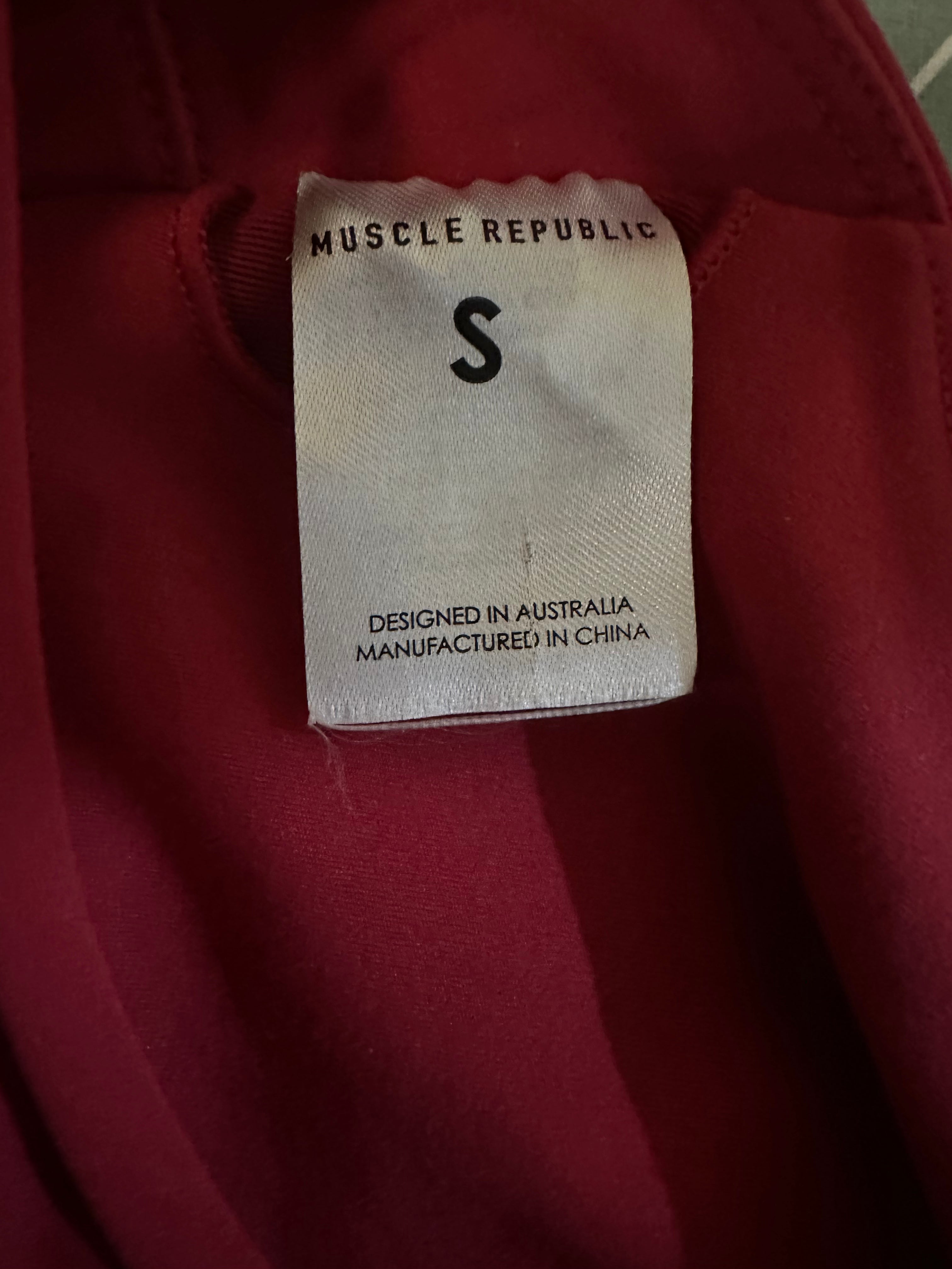 Muscle Republic Red Strappy Sports Bra | Size S