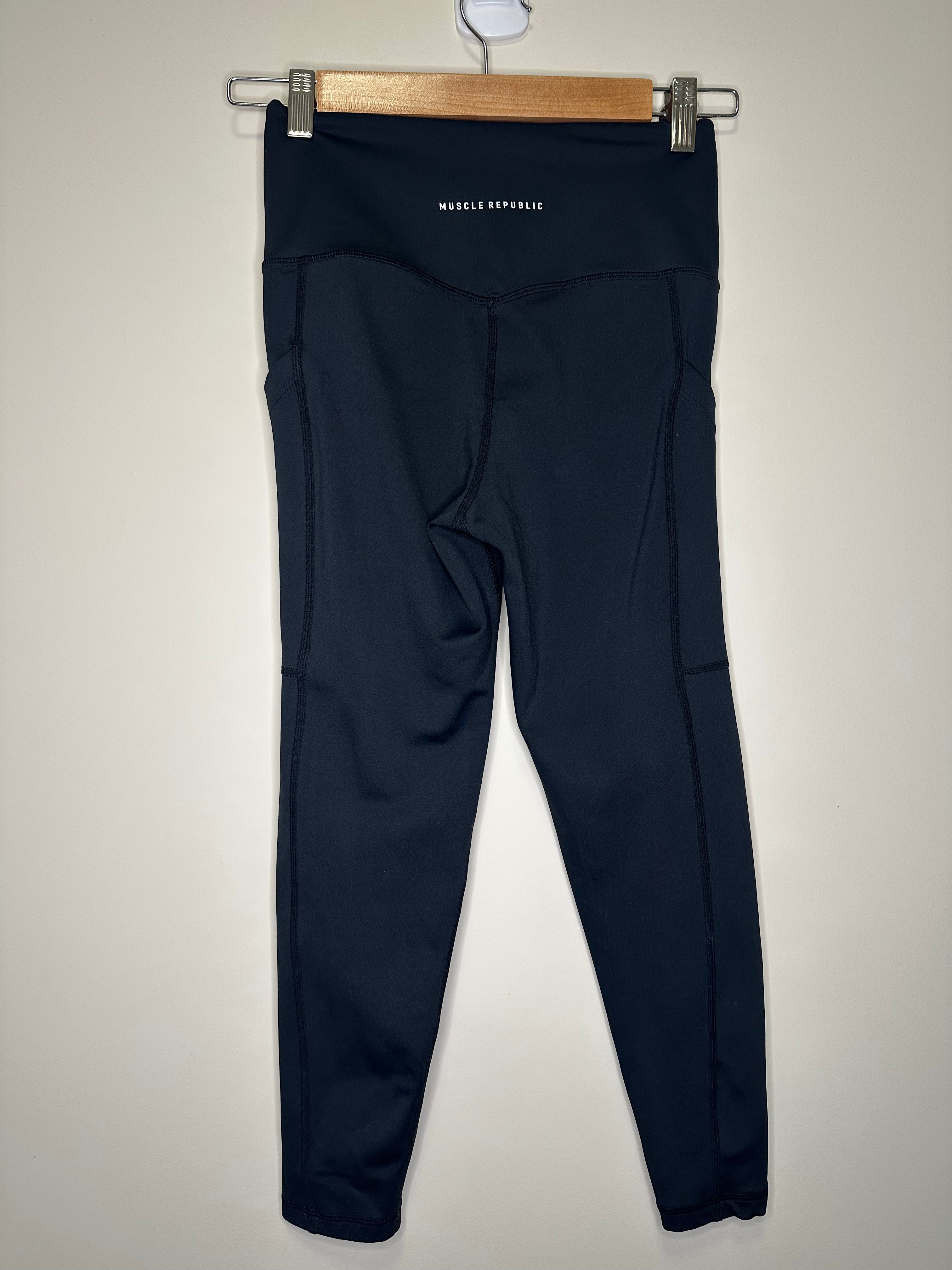 Muscle Republic High-Waisted Pocket Tights – Size S