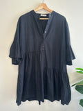 Slide Show Tiered Dress – Black