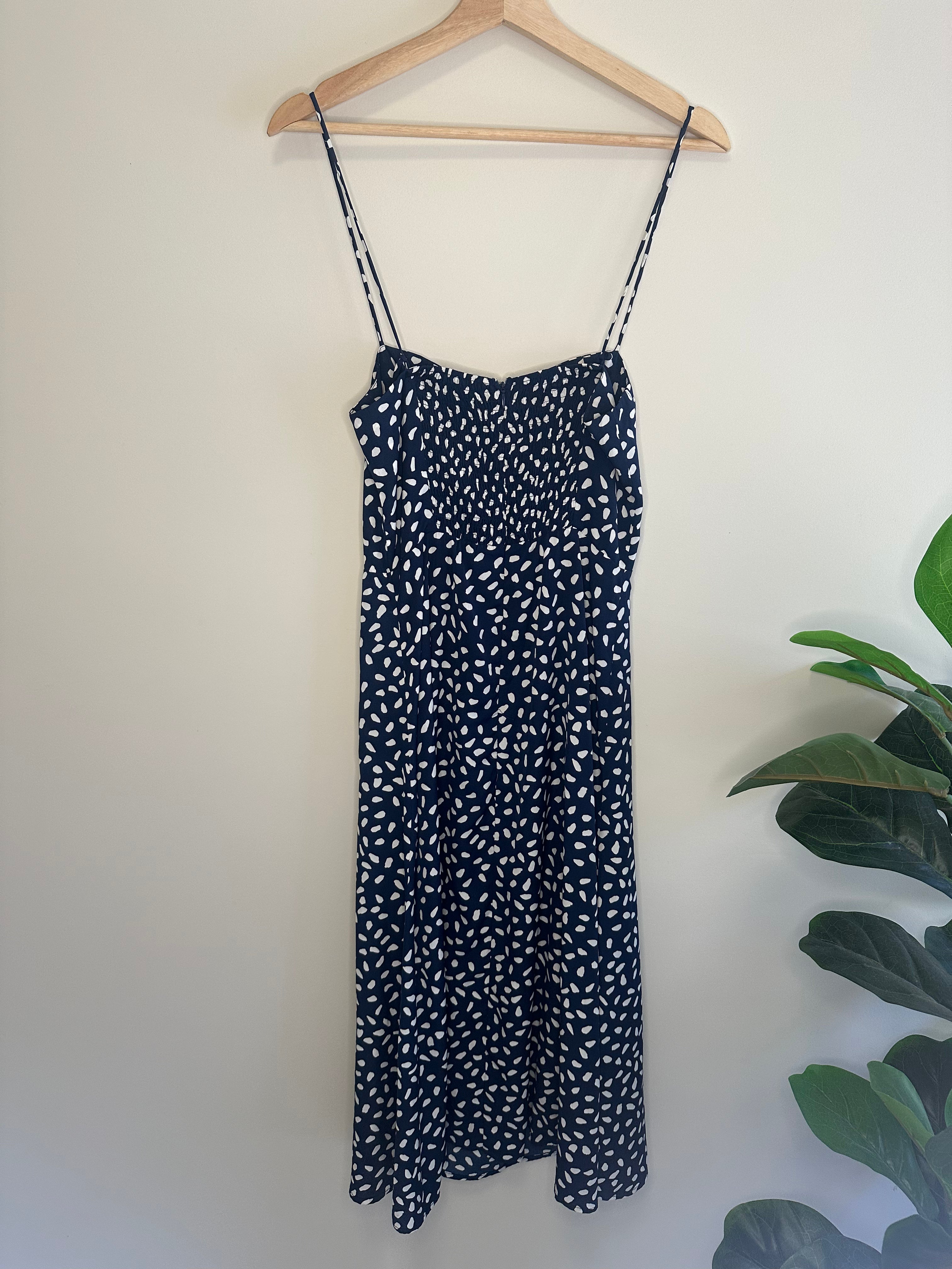 Whyte Valentyne Spot This Midi Dress – Navy